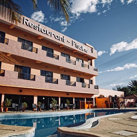 Hotel Iman Нуакшот Экстерьер фото