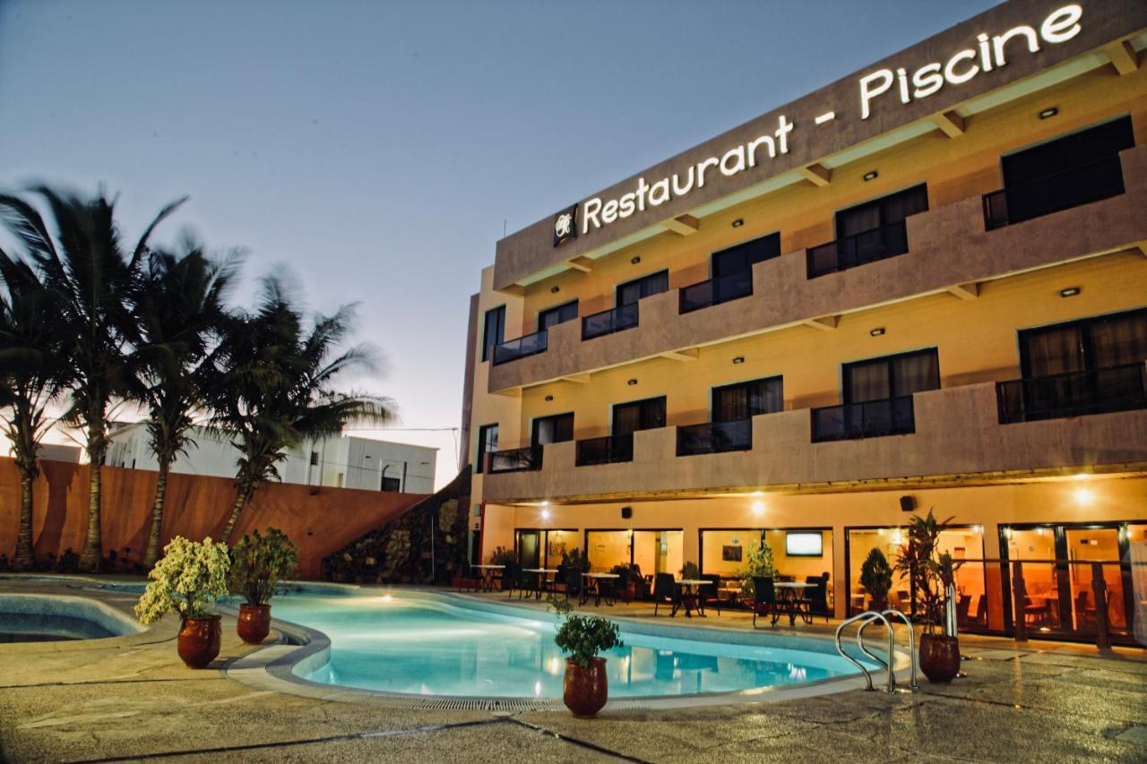 Hotel Iman Нуакшот Экстерьер фото